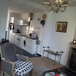 Lejlighed Petite Maison Romantique Au Calme, Coeur Historique, Vue Et Jardin