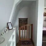 Apartment Petite Maison Romantique Au Calme, Coeur Historique, Vue Et Jardin