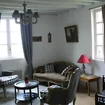 Apartment Petite Maison Romantique Au Calme, Coeur Historique, Vue Et Jardin Le Mans