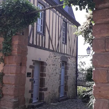 公寓 Petite Maison Romantique Au Calme, Coeur Historique, Vue Et Jardin 勒芒