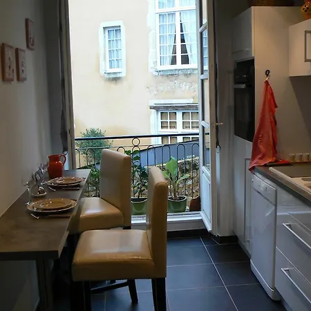 公寓 Petite Maison Romantique Au Calme, Coeur Historique, Vue Et Jardin 勒芒