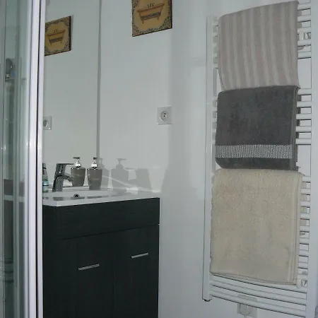 公寓 Petite Maison Romantique Au Calme, Coeur Historique, Vue Et Jardin