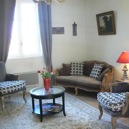 Petite Maison Romantique Au Calme, Coeur Historique, Vue Et Jardin * Le Mans