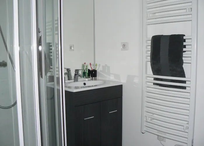 Petite Maison Romantique Au Calme, Coeur Historique, Vue Et Jardin * Le Mans