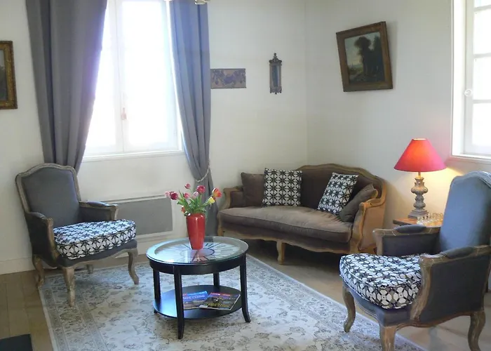 Petite Maison Romantique Au Calme, Coeur Historique, Vue Et Jardin * Le Mans